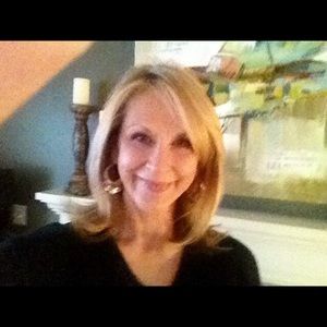 Meet your Posher, Peggy